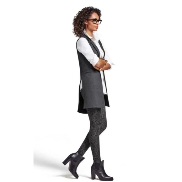Cabi Women’s Drafting Charcoal Grey Vest Size S Step Hem Side Slits Lagenlook - Picture 3 of 13